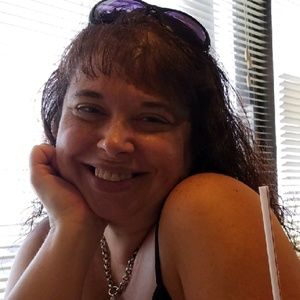 Meet your Posher, Renae